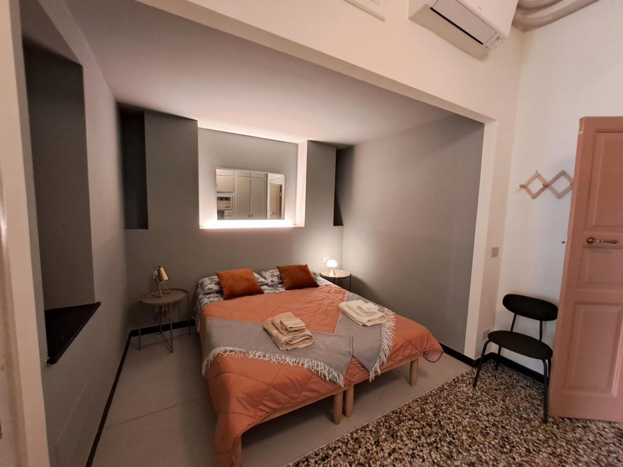 L'Alcova B&B, A Due Passi Dal Centro Cenova Dış mekan fotoğraf
